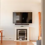 Luxury 2 Bed View Parking شقة