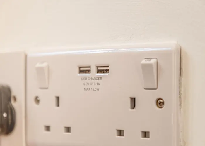 Luxury 2 Bed View Parking *