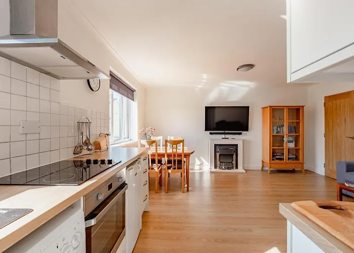 Luxury 2 Bed View Parking Apartment Bowness-on-Windermere